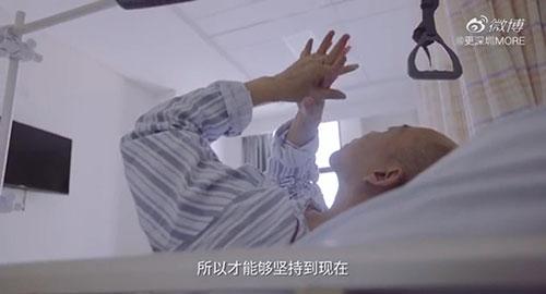 身體被敲斷4次的折疊人出院，打開折疊人生(圖11)