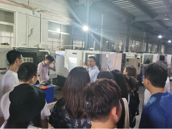 建機協(xié)會代表到浙考察合作工廠——歐盾科技(圖1)