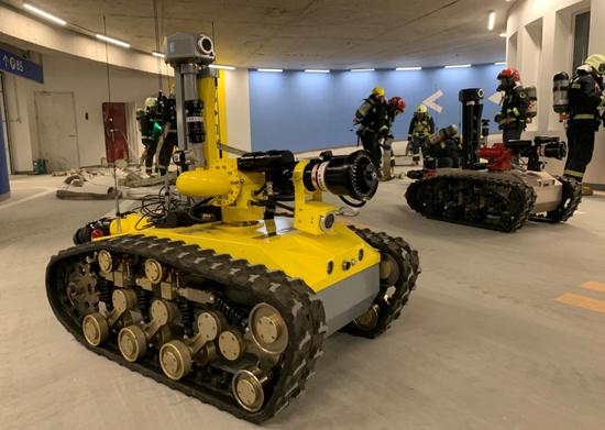 消防機(jī)器人、水下航行器…北京應(yīng)急救援新添“機(jī)器戰(zhàn)警”